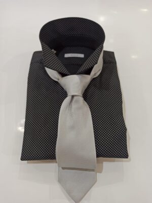 Pack corbata con camisa Gris / Negro